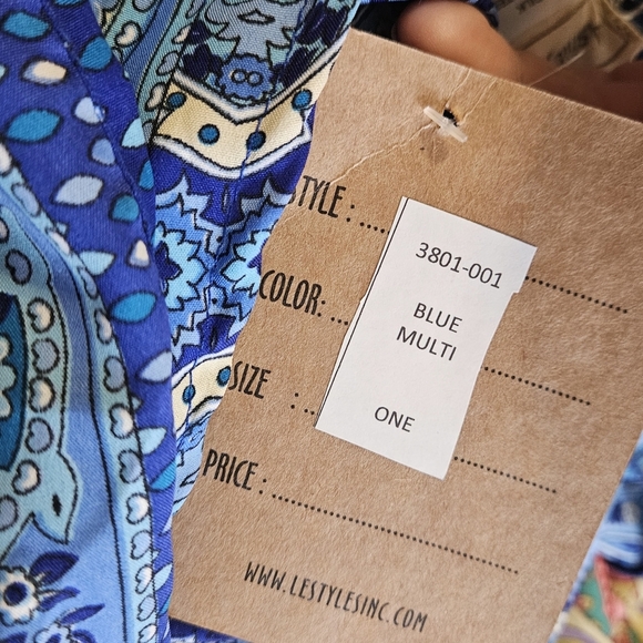 ASHLEY TAYLOR Silk Halter Paisley Print Sundress In Blue/white. O/S NWT - Picture 4 of 11